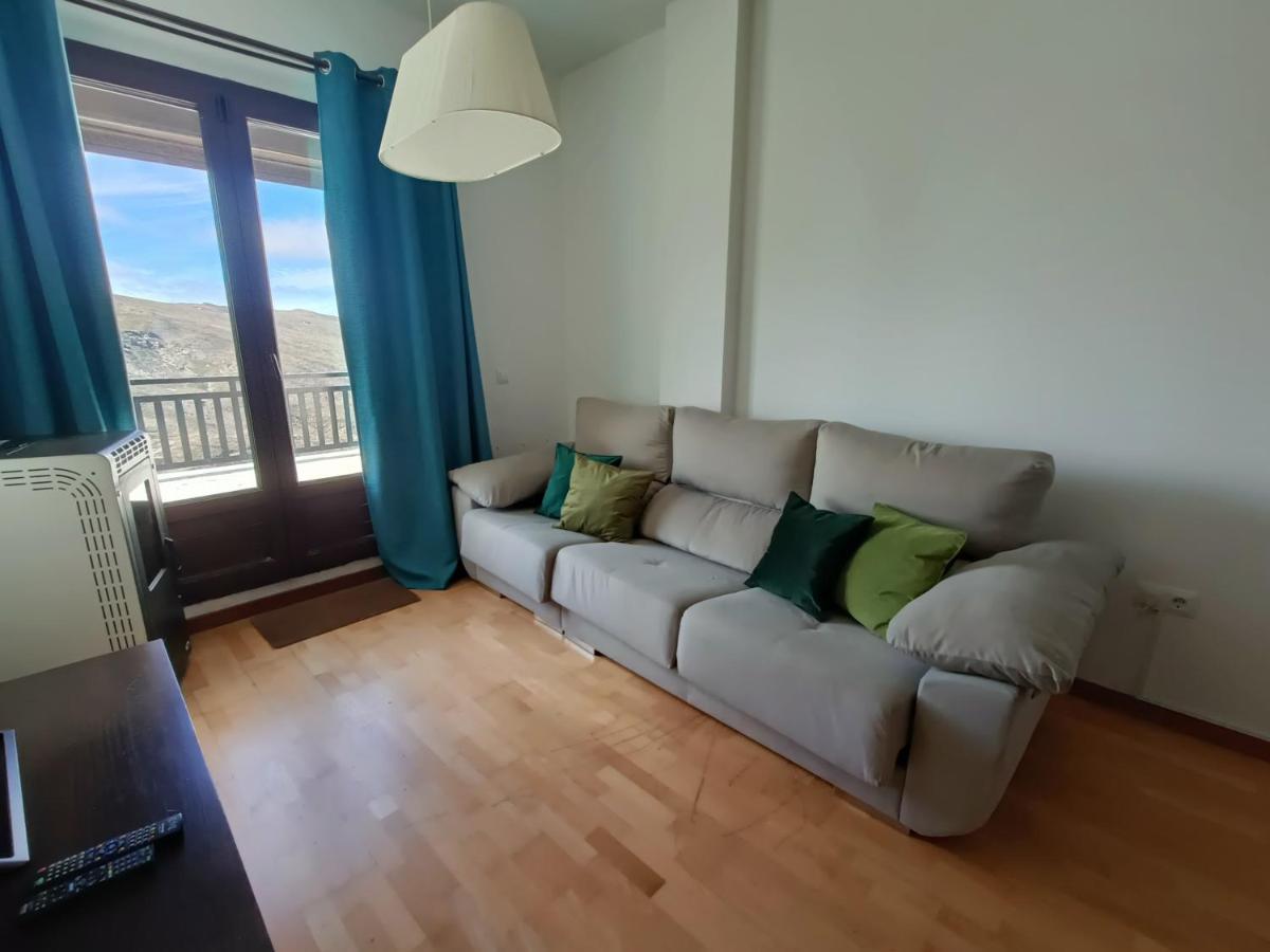 Iris Apartment